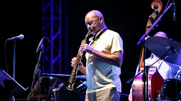 Η συναυλία του Branford Marsalis Quartet σηματοδοτεί την επιστροφή στα μεγάλα live jazz events!